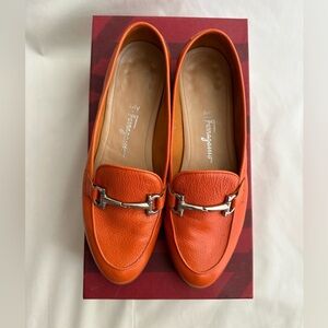 Salvatore Ferragamo My Informa 1 cm kid leather flat in Orange. 7M